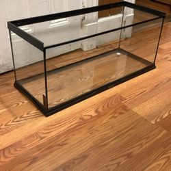 20 Gallon Long Glass Fish Tank (normally $200+ In Store) 