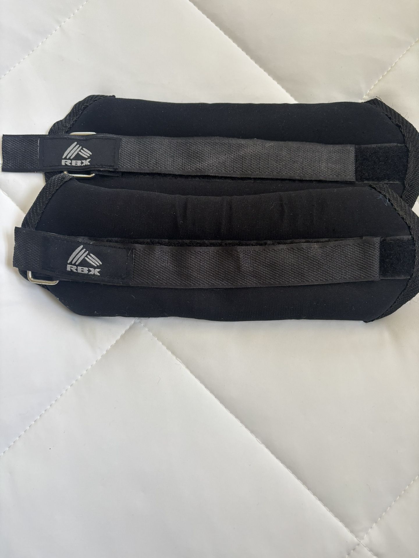1Pair Adjustable Leg Ankle Wrist Sand Bag Running Weights Sandbag Strength Training Sandbag Wraps Gym Fitness Equipment