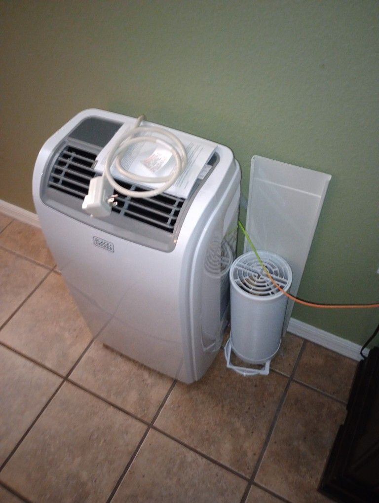 Brand New Portable AC Unit/ Never Been Used