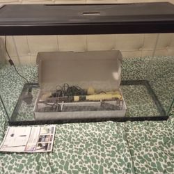 20 Gallon Fish Tank Led +Gravel Cleaner