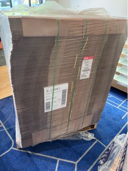 Moving boxes on pallet