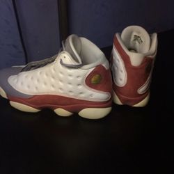 Air Jordan 13 Retro Grey Toe