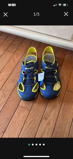 Boy, size 6, new with tags