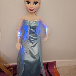 New Huge Elsa Doll With Ice Powers Music Playdate Doll 32 Inches With Lights And Sounds 