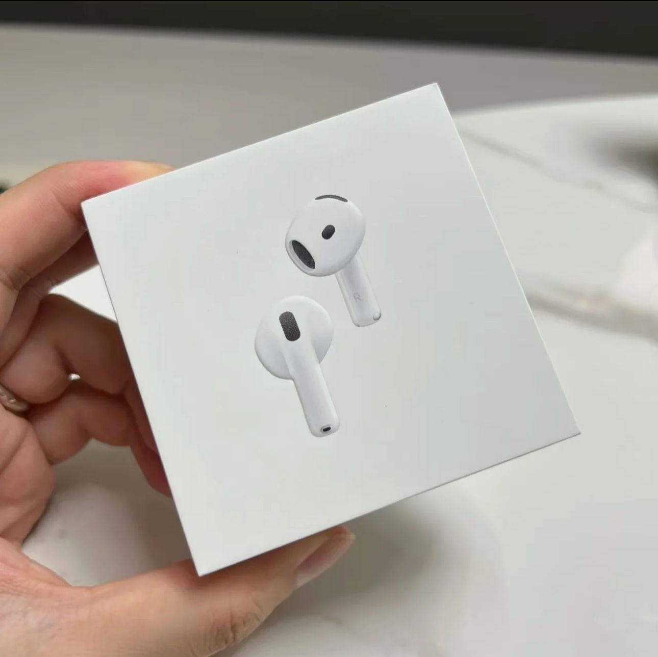 Apple AirPods 4 With ACTIVE Noise Cancellation