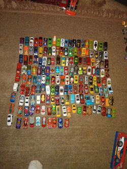 Large Lot of Hot Wheels Die-Cast Cars