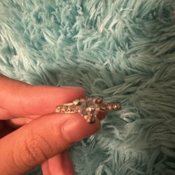 silver heart shaped diamond ring