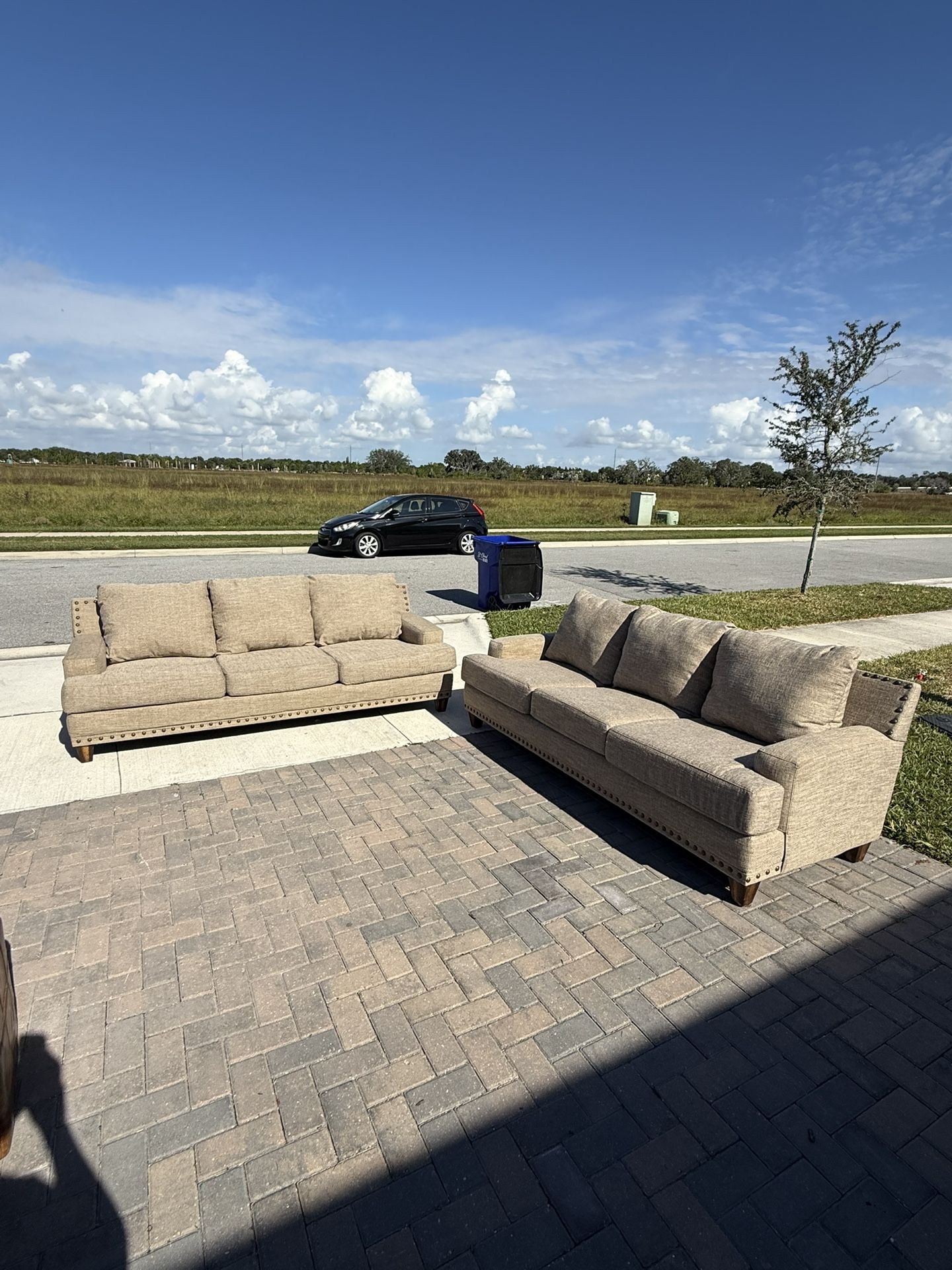 Free Delivery- Fabric Couch in Really good condition