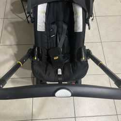 Doona Baby Car seat And Stroller 