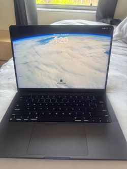 MacBook Pro 14” M3 Pro 18GB RAM 512GB SSD – Excellent Condition