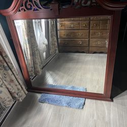 Kincaid Furniture vertical pediment mirror