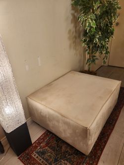 Modern Deep Seat Velvet Ottoman Cloud Couch Sectional