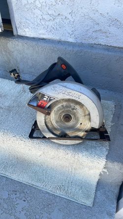 Skilsaw 71/4 -2.25 HP Circular Saw
