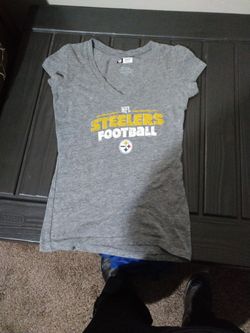 Steelers Lady's Small Shirt