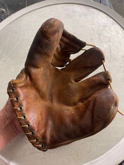 1950 baseball glove