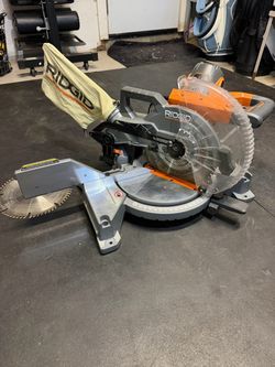 Ridgid 10” Dual Bevel Miter Saw w/ LED Cut Line Indicator *Excellent Condition