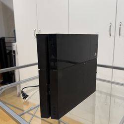 Sony PlayStation 4
