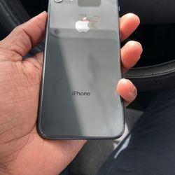 UNLOCKED IPHONE 8/ SEE DESCRIPTION 