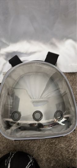 Pet carrier