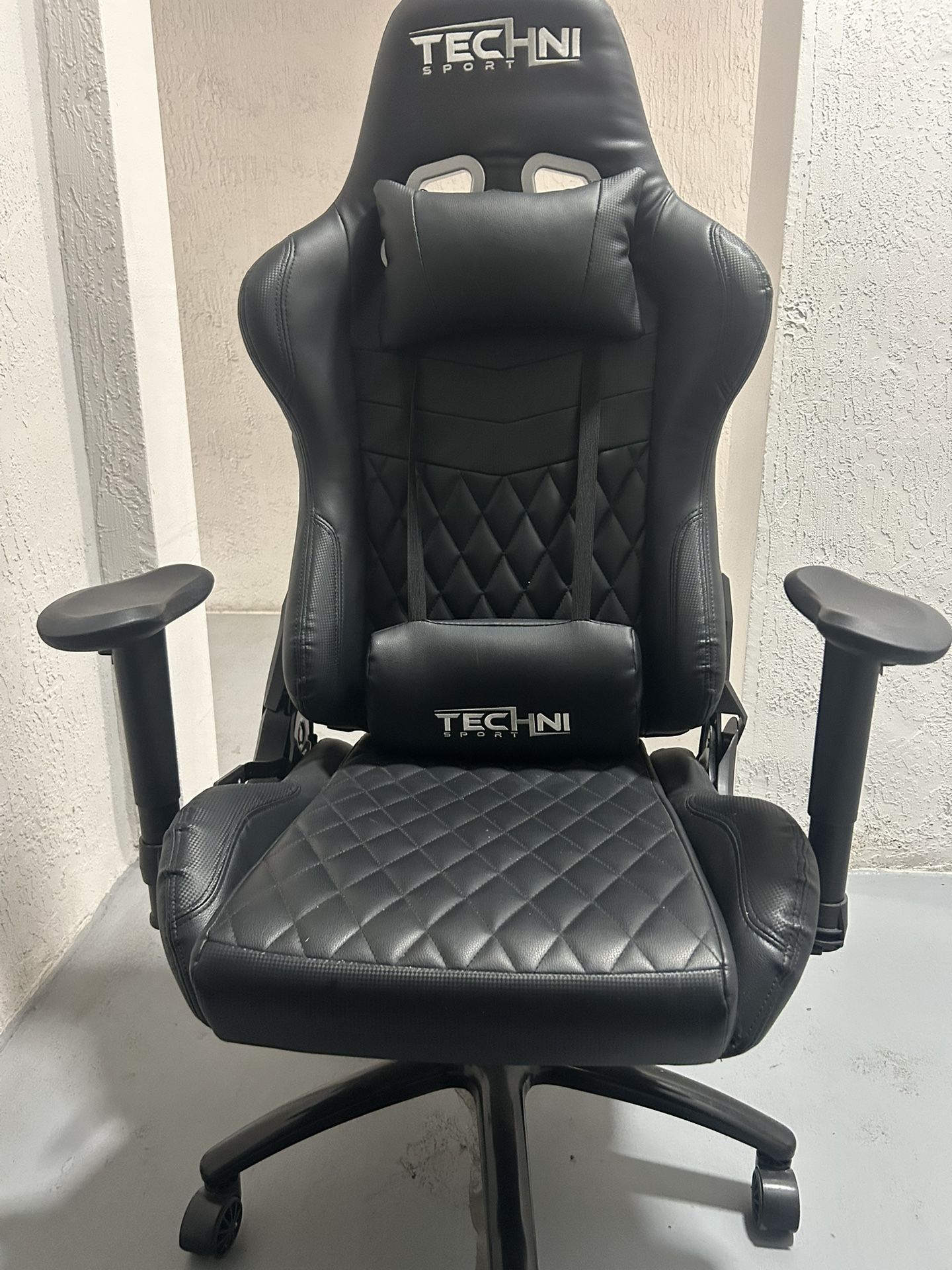 Recliner Chair