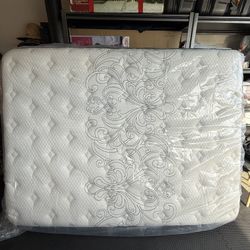 Brand New Queen Mattress + Metal Frame (60x80) – $299
