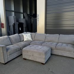 Sectional Couch 