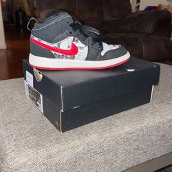 Jordan 1 Mid
