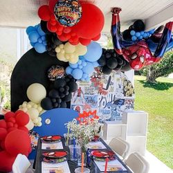 Super Hero Balloons