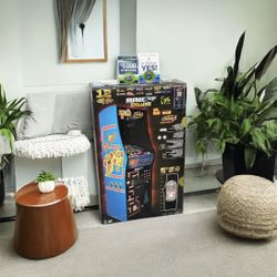 6538281 Arcade1up Class of 81 Deluxe Arcade game