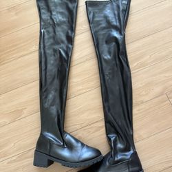 Over the knee thigh high boots size 6.5
