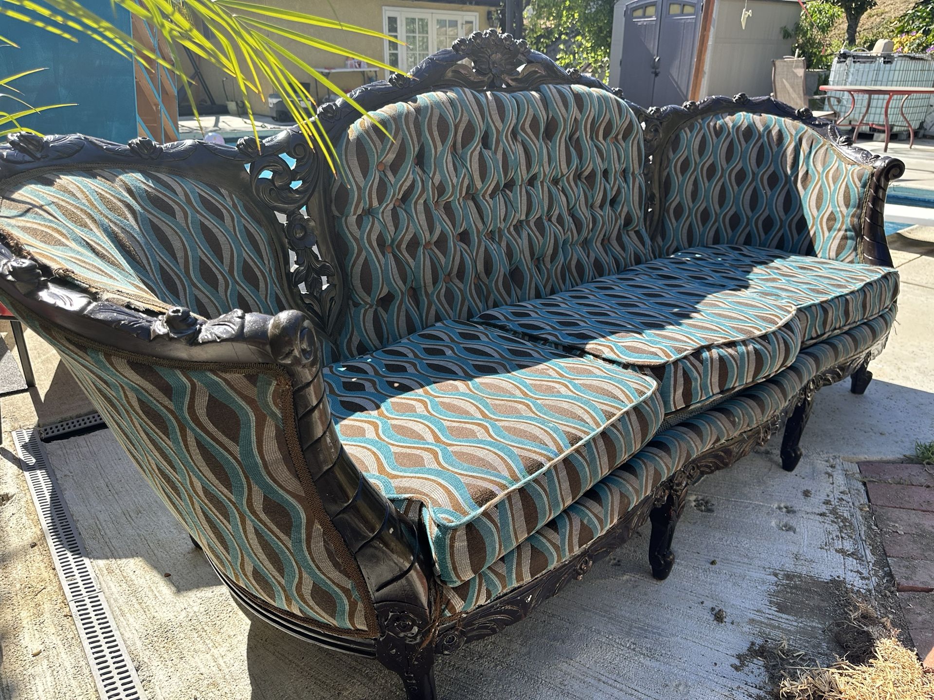 1920 Victorian Built Couch