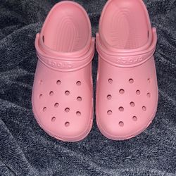 Pink Crocs Size 9 In Men And Size 11 In Women