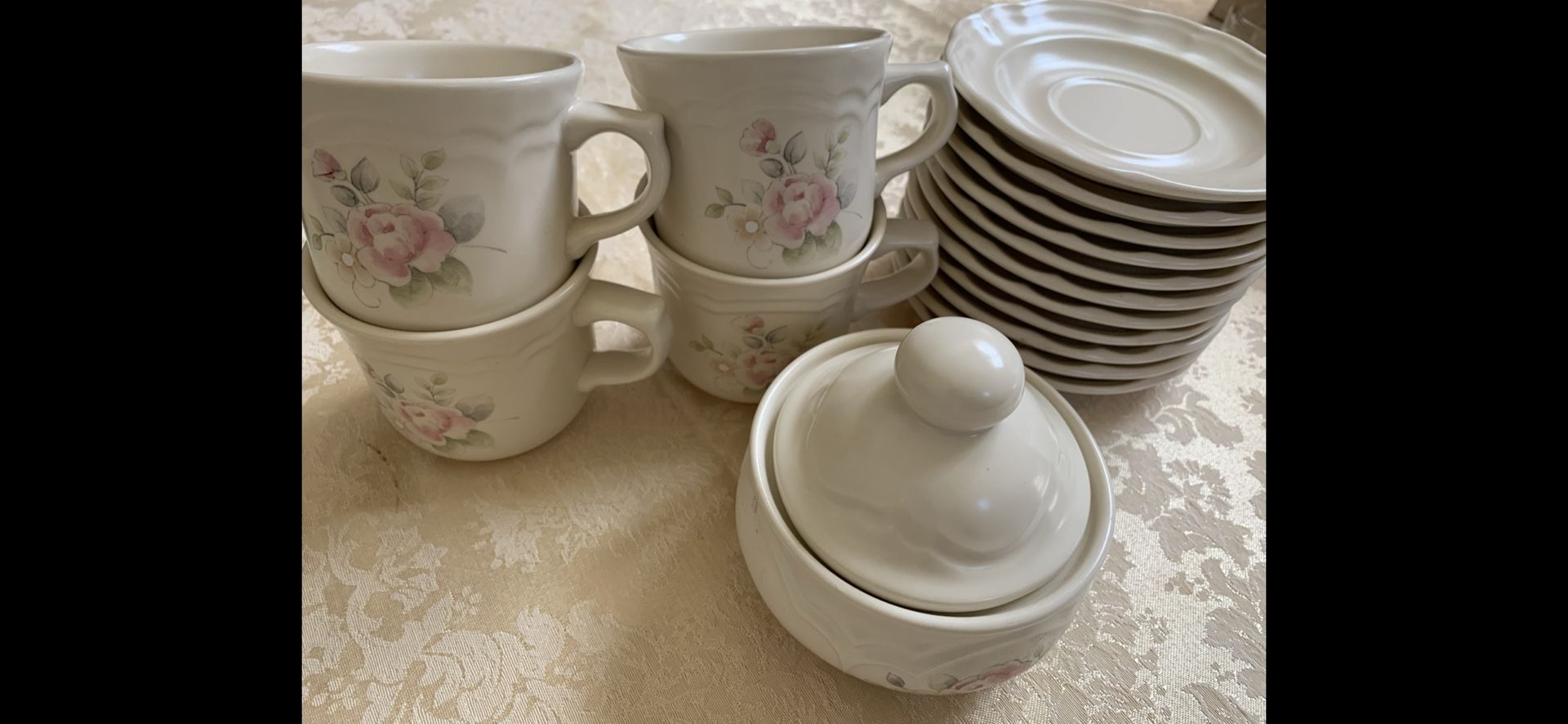 Pfaltzgraff Tea Rose Dishes