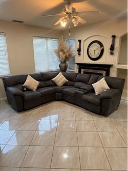 FREE DELIVERY Dark Gray Reclining Sectional Sofa w/ Console Cup Holders – Excellent Condition