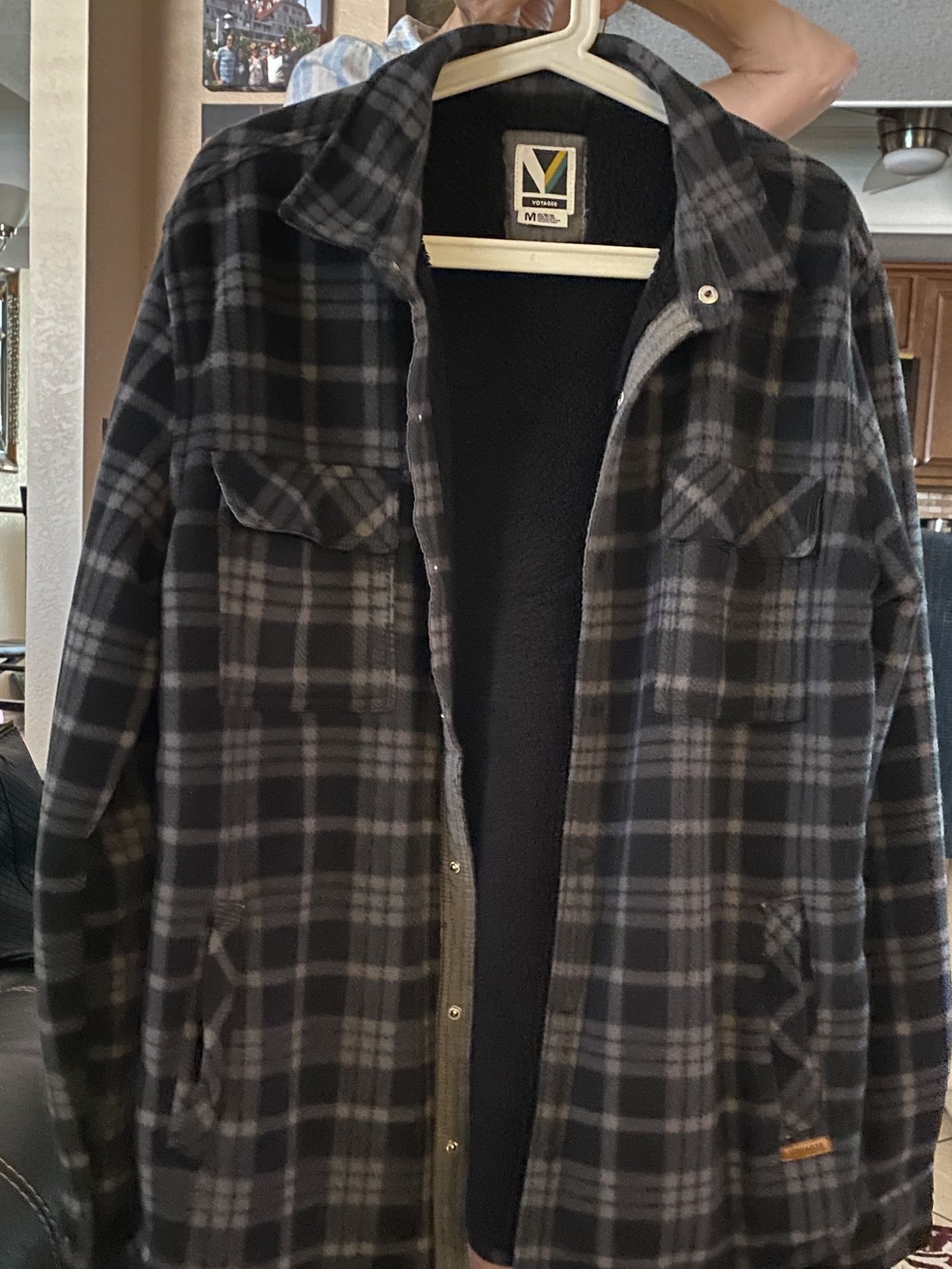 Voyager - Medium Men’s- Fleeced Line Jacket