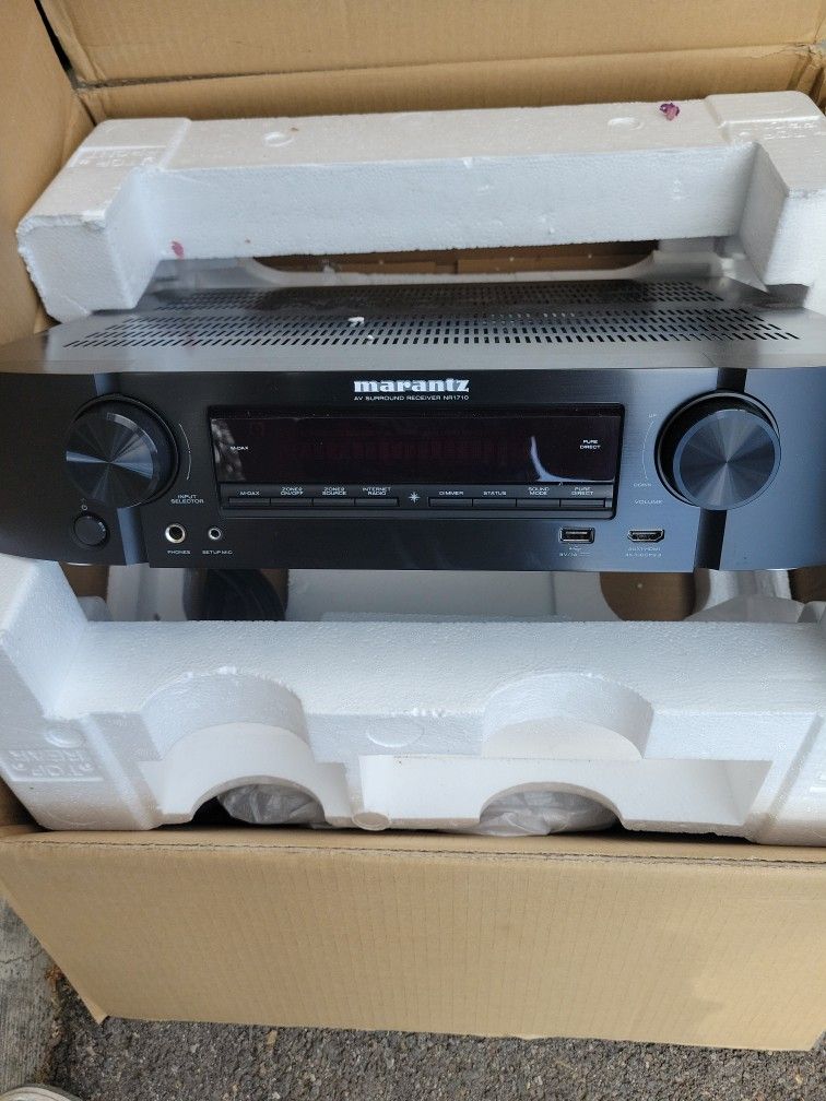 marantz av surround reciever nr1710