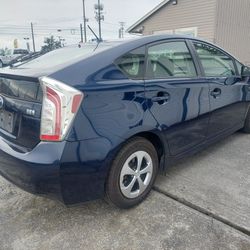 2012 Toyota Prius 3