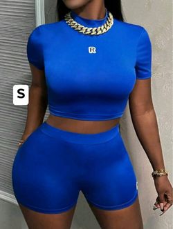 New women’s 2 piece set size small