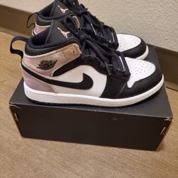 Jordan 1 Mid Zen Master, Jordan's, Jordan 1, Grade School, 2.5Y, Youth Jordan's, Tie Dye Jordan's,