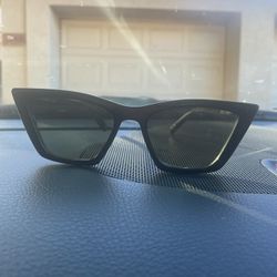 Le Specs Sunglasses Like New 