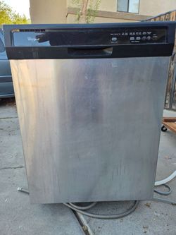Whirlpool dishwasher works