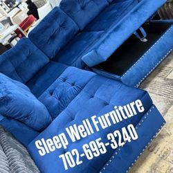 🎄✨ CHRISTMAS FURNITURE SALE! ✨🎄
Upgrade your home just in time for the holidays!
