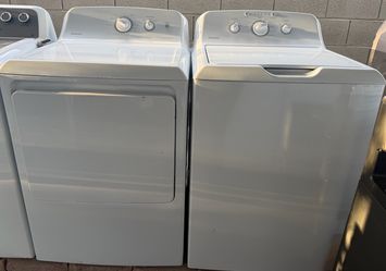 Hotpoint ~ 📣📣🗣️🔥Washer and Dryer Electric Set in excellent condition