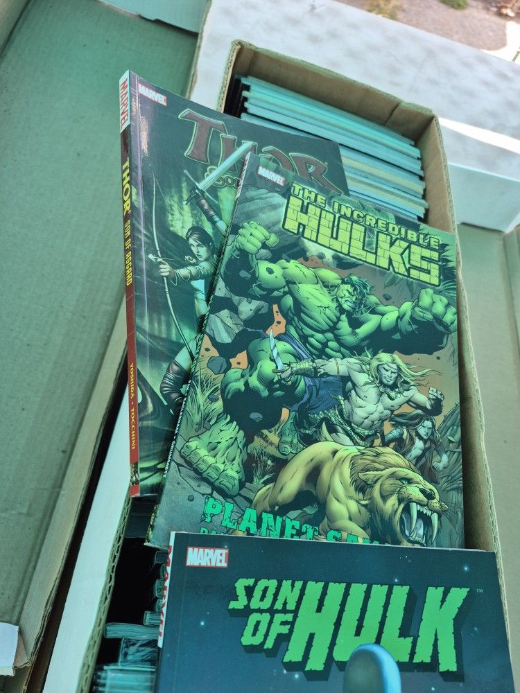 Trade Back. Graphic Novel