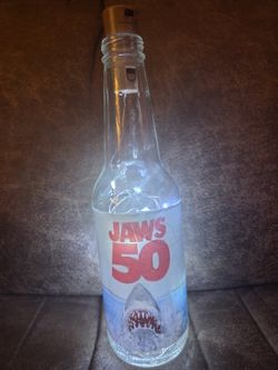 JAWS 50TH ANNIVERSARY COLLECTIBLE LIGHTED BOTTLES WITH LED CORK LIGHTS 