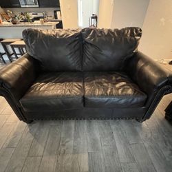 Couch sofa loveseat furniture   Bar Stools