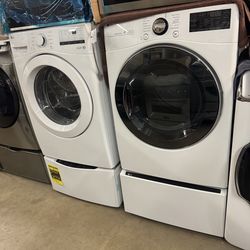 Set front load steam LG w 27” gas dryer
