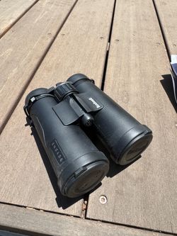 Bushnell Engage EDX Binoculars 10 x 42 - Never Used