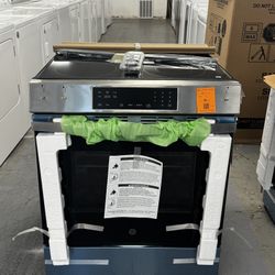 New GE Electric stove out of the box, no dents or scratches 1216 Hartford Turnpike Vernon CT 