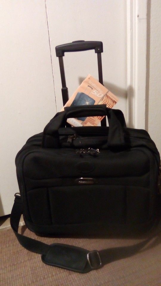 Wheeled Carry-on/Garment Tote